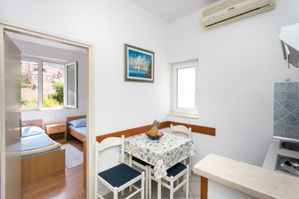 Hrvoje Place Apartments Ragusa Esterno foto