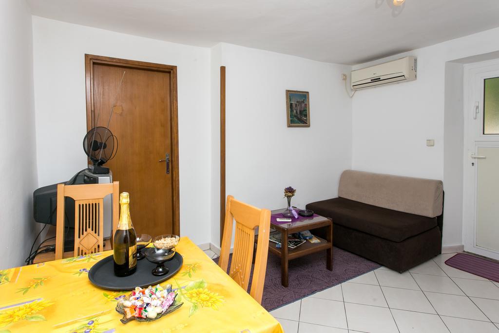 Hrvoje Place Apartments Ragusa Esterno foto